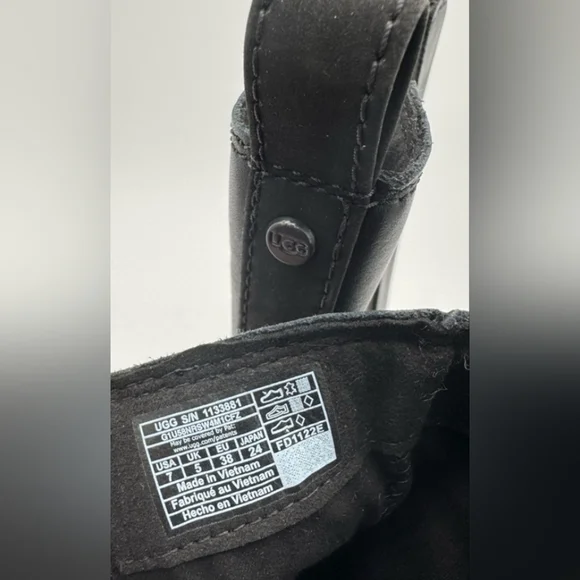 UGG Black Leather Ashton High Chelsea Winter Boots Size 7 - Picture 8 of 8